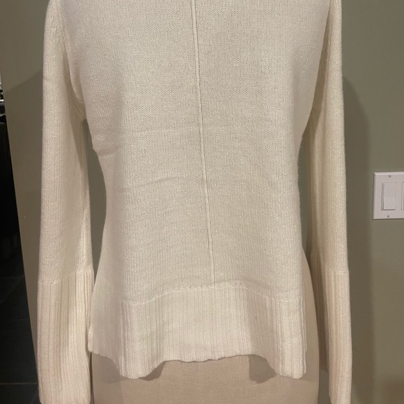 Sweater - Picture 2 of 3